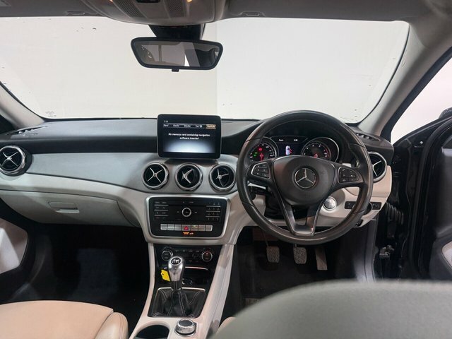 Mercedes-Benz GLA Class 2.1 Gla220d Amg Line Premium Plus 7G-dct 4Matic Grey #12