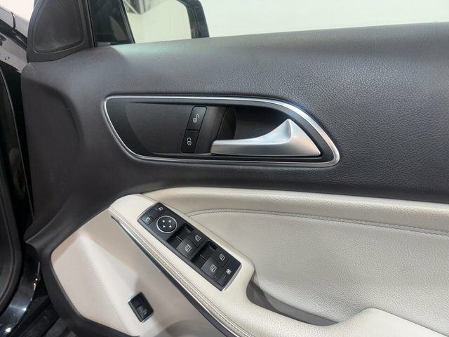 Mercedes-Benz GLA Class 2.1 Gla220d Amg Line Premium Plus 7G-dct 4Matic Grey #13