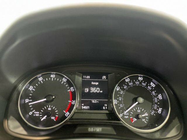 Skoda Fabia 1.0 Tsi Monte Carlo Black #12