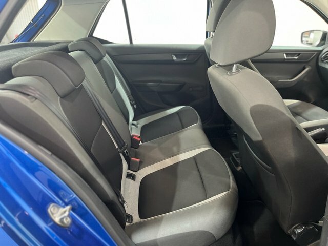 Skoda Fabia 1.0 Tsi Monte Carlo Black #14