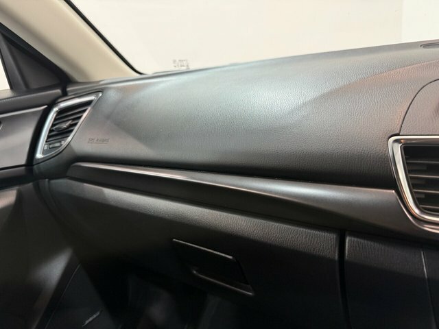 Mazda 3 2.0 Skyactiv-g Sport Nav Euro 6 Ss Silver #24