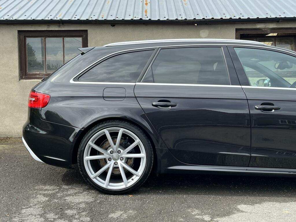Audi RS4 Avant Estate 2011 - 2015 Black #4