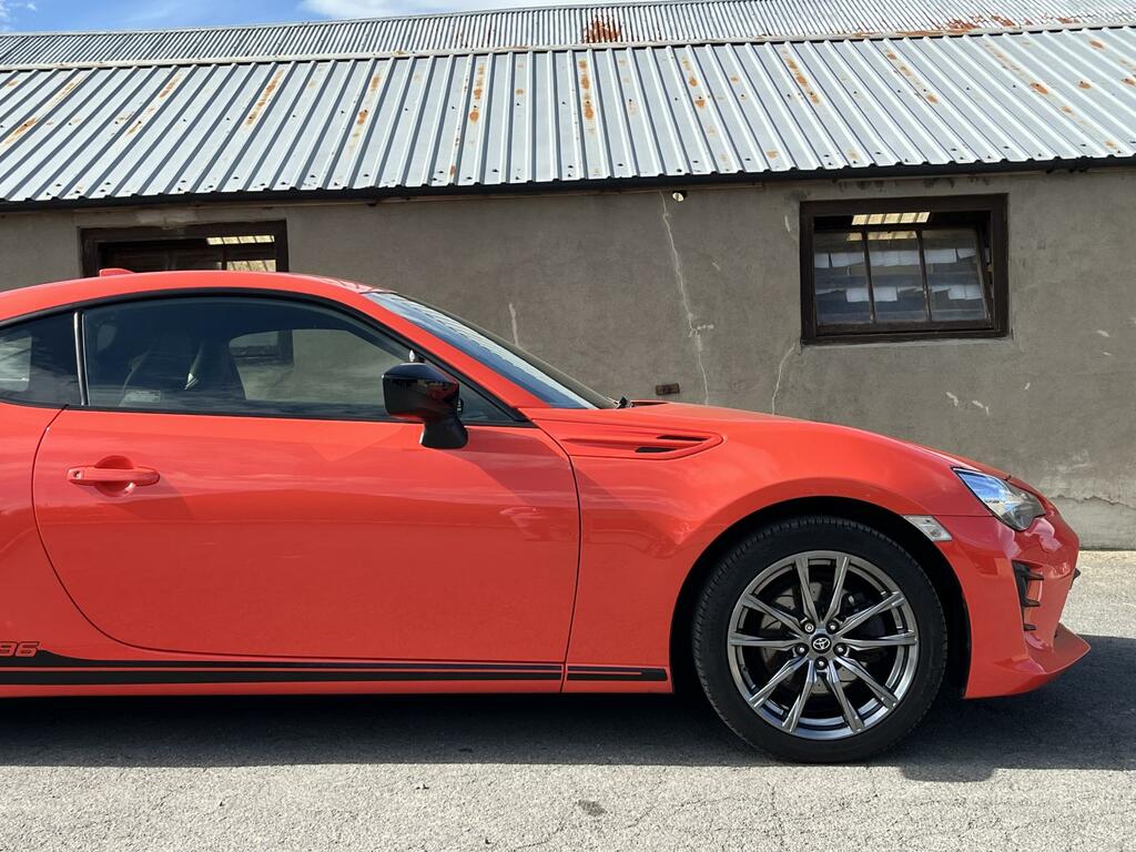 Toyota GT86 Club Series Orange Edition Orange #4