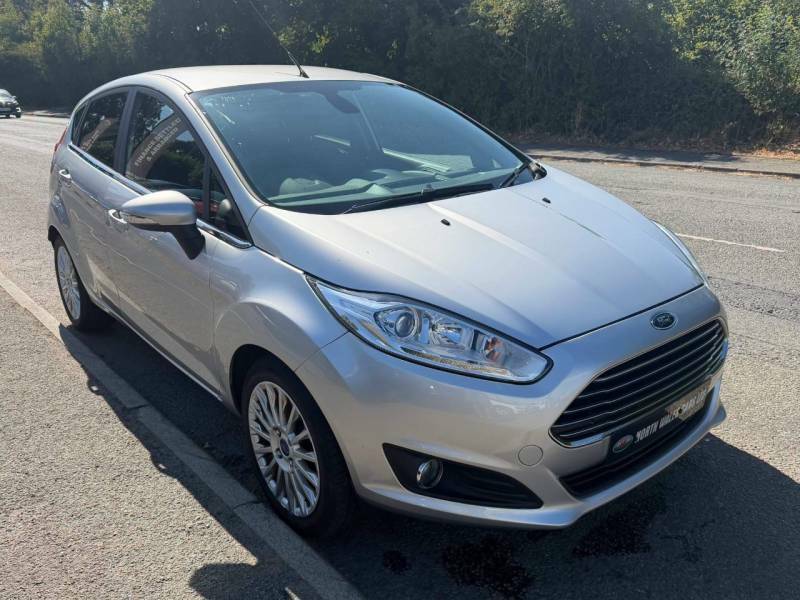 Ford Fiesta 1.0 Ecoboost 125 Titanium Silver #2