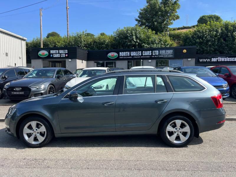 Skoda Octavia Estate 1.6 Tdi Se Technology Euro 6 Ss 201 White #7