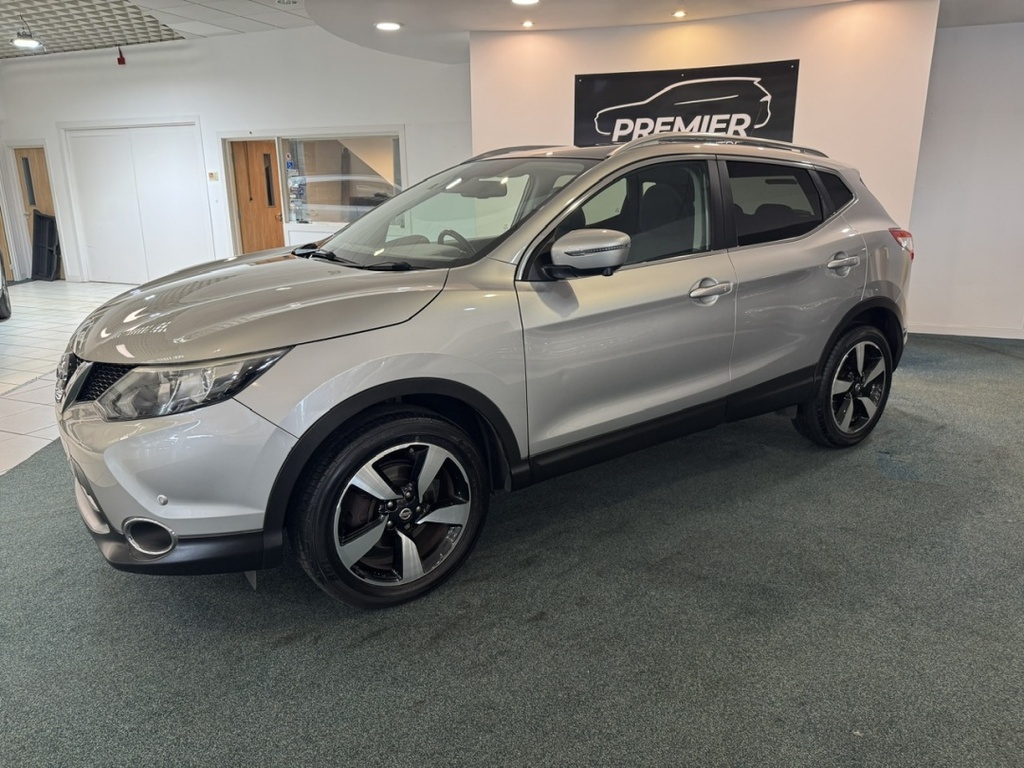 Nissan Qashqai 1.2 Dig-t N-tec Xtronic Silver #2
