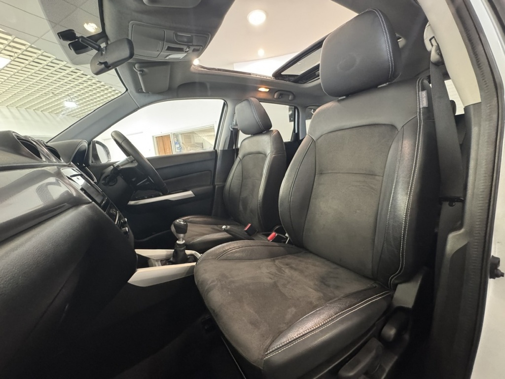 Suzuki Vitara Vitara 1.6 Sz5 Allgrip Euro 6 Ss 1515 Suzu Grey #31