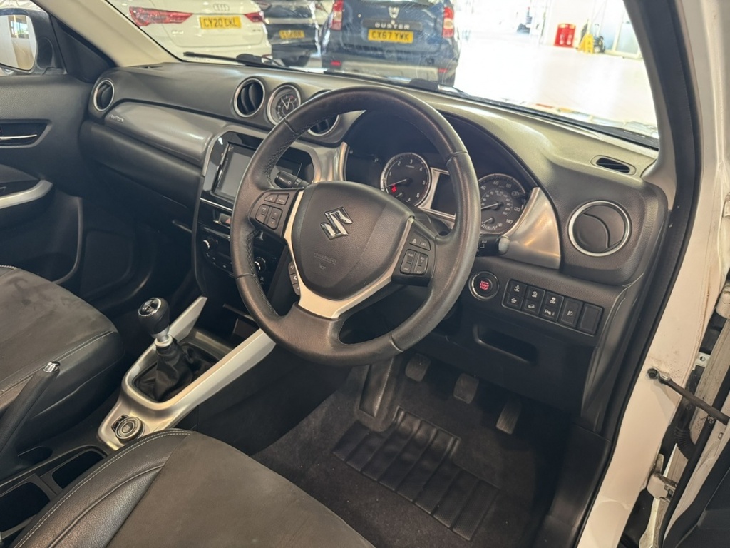Suzuki Vitara Vitara 1.6 Sz5 Allgrip Euro 6 Ss 1515 Suzu Grey #29