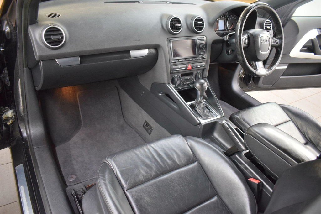 Audi A3 2.0 Tdi S Line S Tronic Black #3