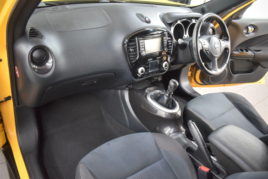 Nissan Juke 1.2 Dig-t Acenta Premium 6Spd Euro 5 Ss RE64ZBW Yellow #3