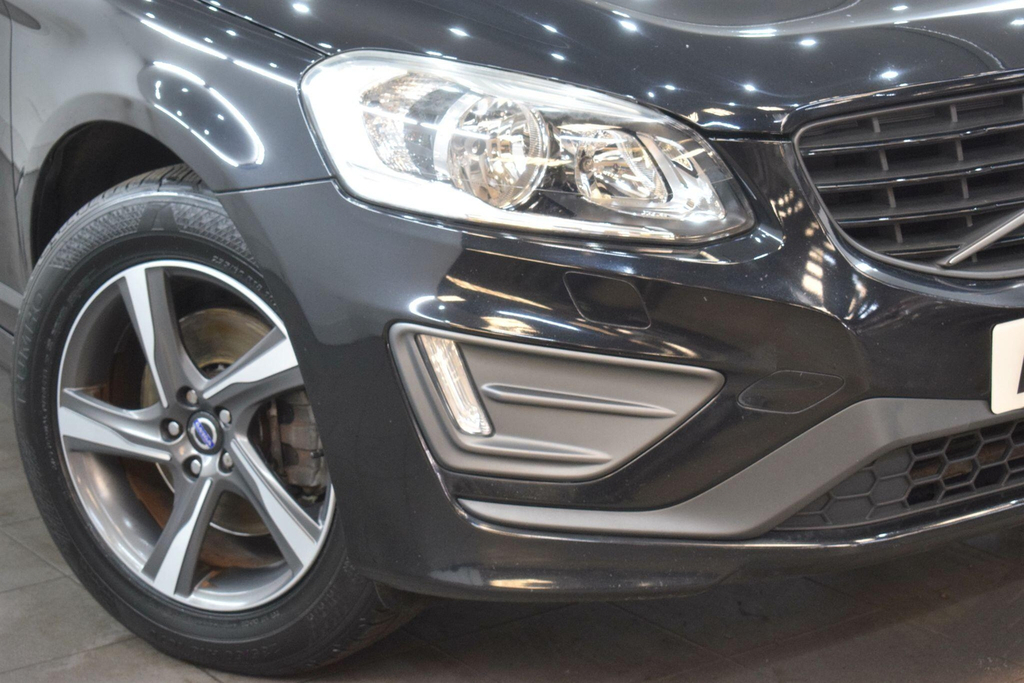 Volvo XC60 2.0 D4 R-design Euro 6 Ss AJ64FNO Black #6