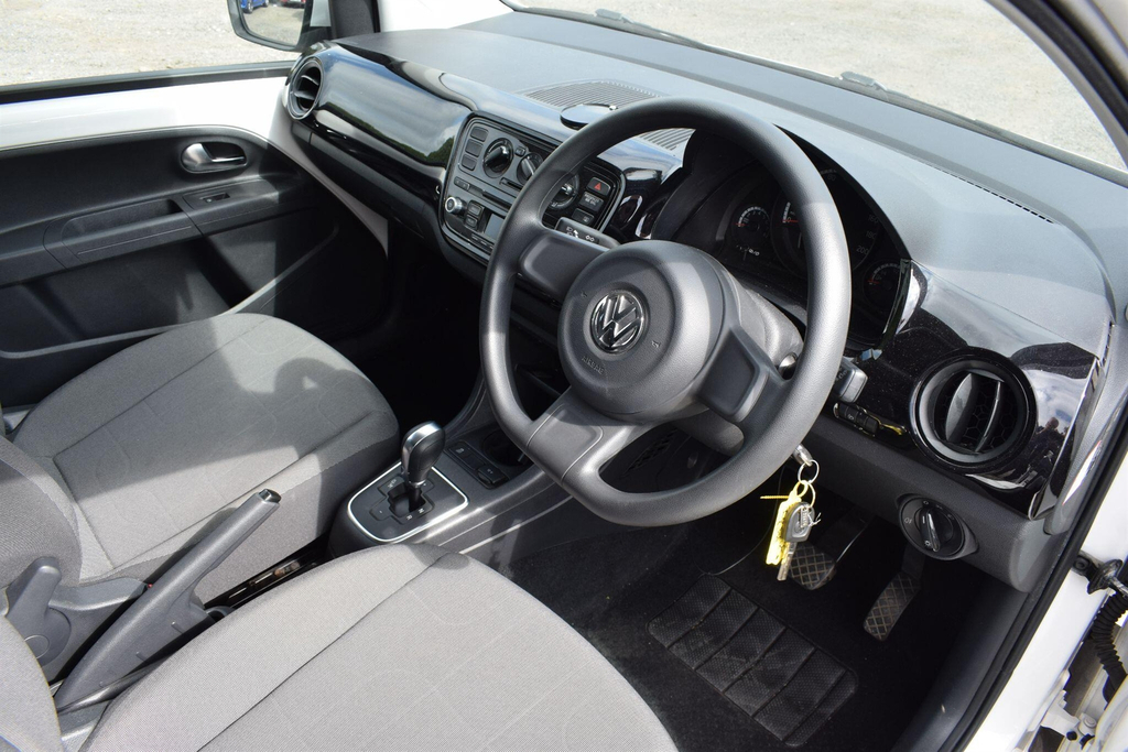 Volkswagen Up 1.0 Move Hatchback Asg Euro 5 60 Ps White #3