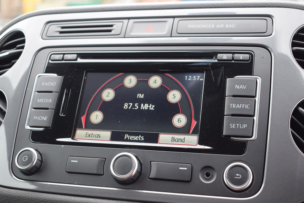 Volkswagen Tiguan 2.0 Tdi Bluemotion Tech Silver #35