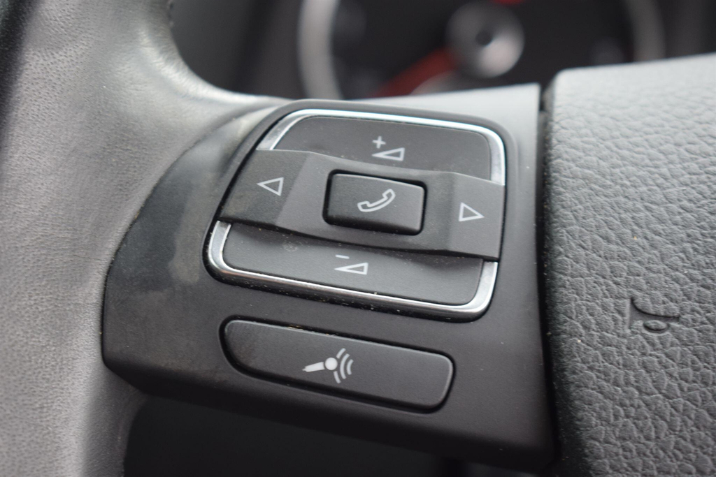 Volkswagen Tiguan 2.0 Tdi Bluemotion Tech Silver #38