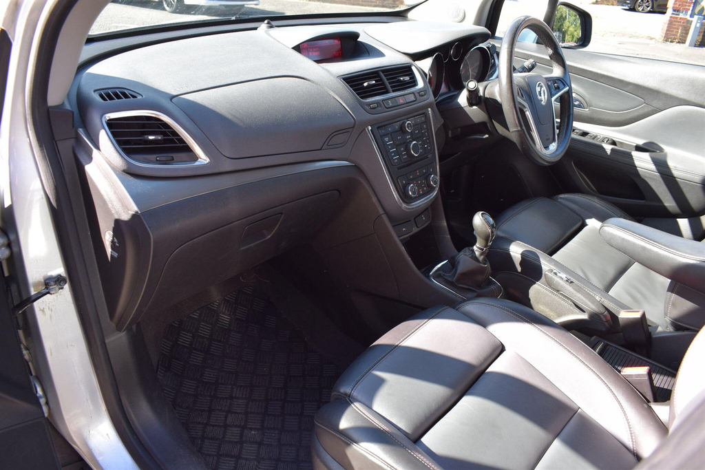 Vauxhall Mokka 1.6 Cdti Se 2Wd Euro 6 Ss Silver #3