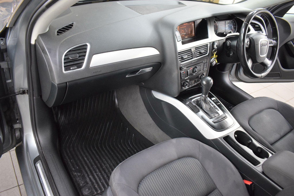Audi A4 Avant 2.0 Tdi Executive Se Multitronic Euro 4 AK10WYD Grey #3