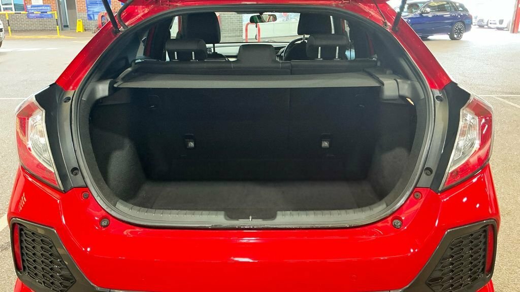 Honda Civic 1.0 Vtec Turbo Sr 5-Door Red #11