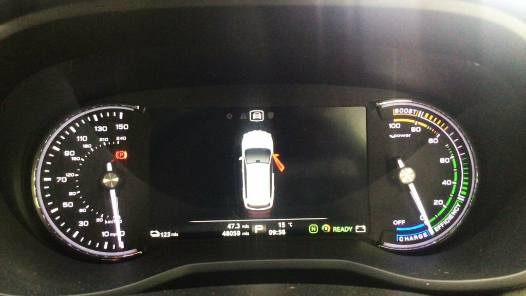 MG MG5 61.1Kwh Excite Long Range Estate Red #8