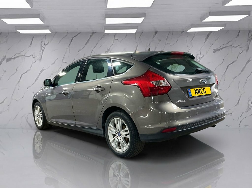 Ford Focus 1.6L Titanium Navigator Brown #3