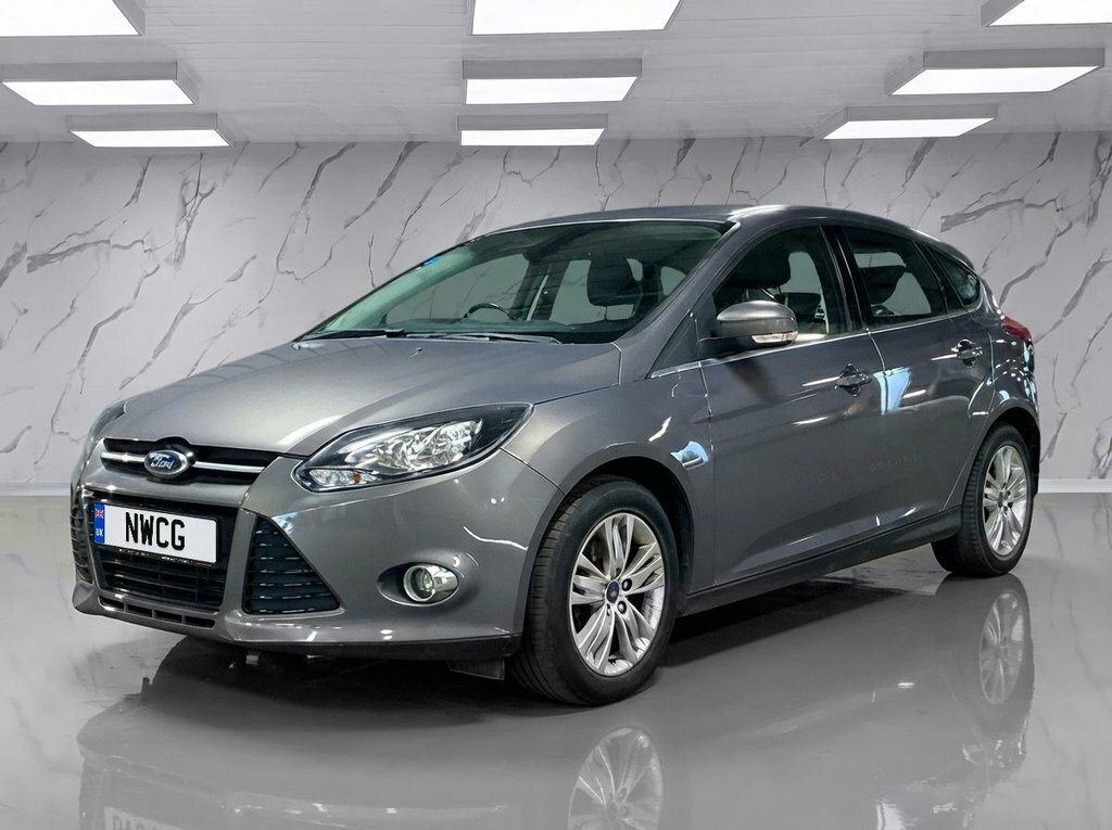 Ford Focus 1.6L Titanium Navigator Brown #2
