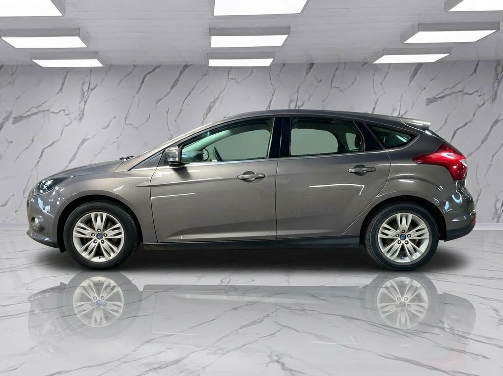 Ford Focus 1.6L Titanium Navigator Brown #6
