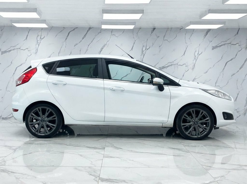 Ford Fiesta 1L Titanium White #6