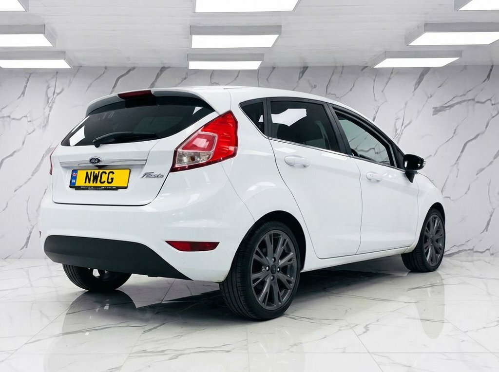 Ford Fiesta 1L Titanium White #4