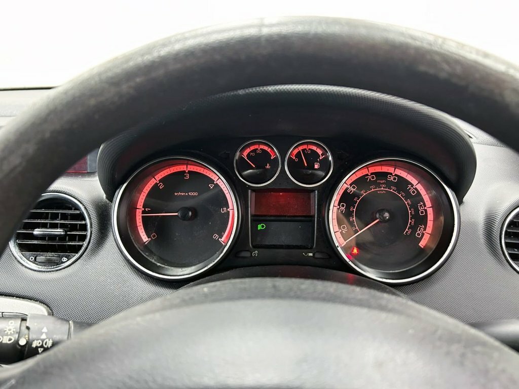 Peugeot 308 Hatchback 1.4 Vti Verve 200909 Red #16
