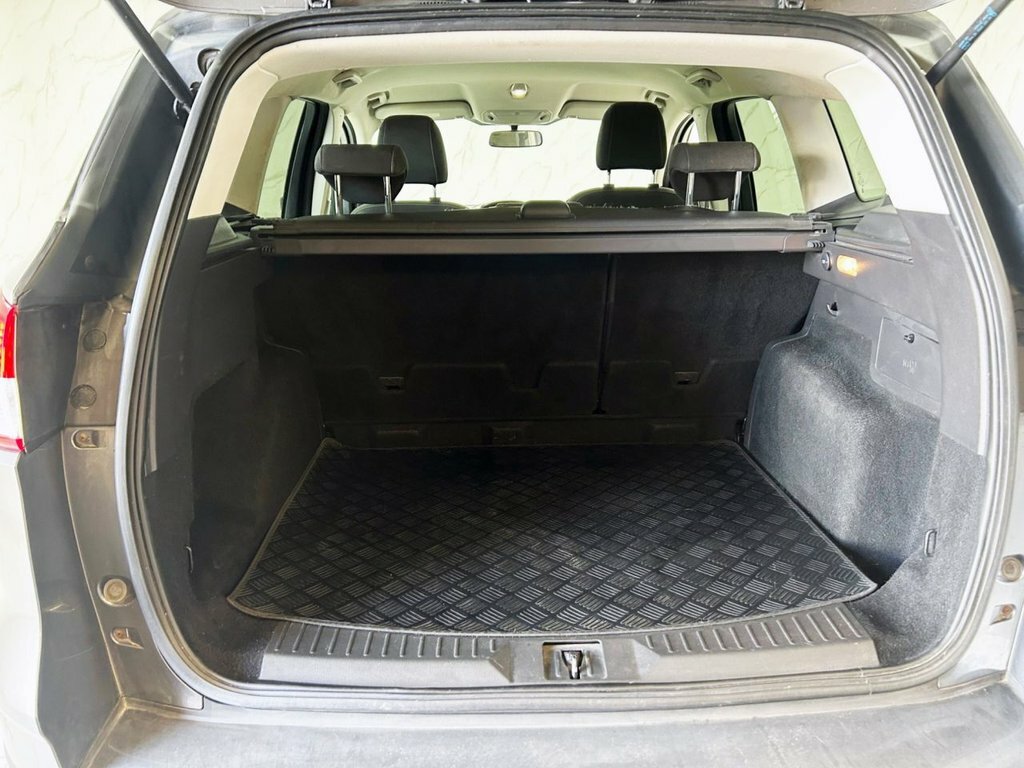 Ford Kuga 2.0 Tdci Titanium Suv 2Wd Euro 5 Grey #18