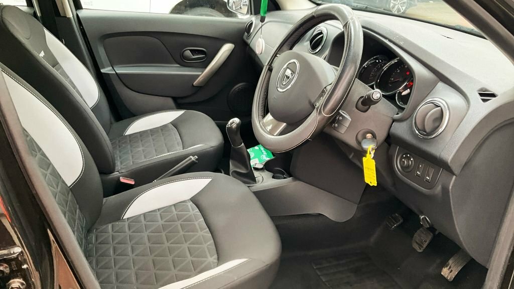 Dacia Sandero Stepway 0.9Tce Laureate 2Wd 35 Pounds Road Tax Blue #9