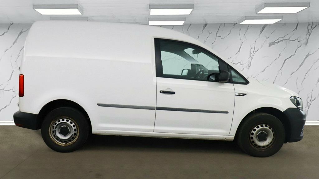 Volkswagen Caddy 2L Startline SA69BTV White #4