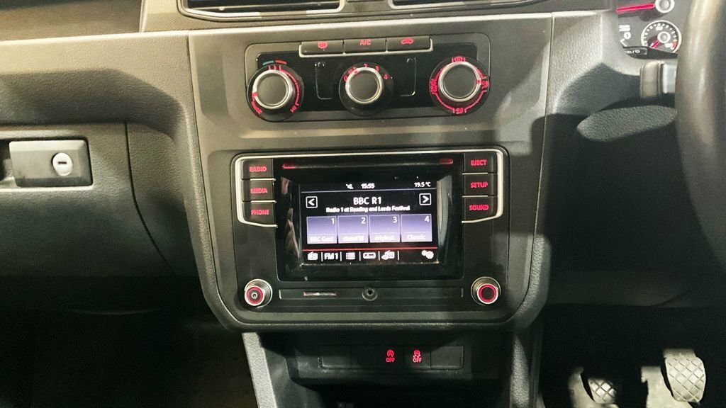 Volkswagen Caddy 2L Startline SA69BTV White #6