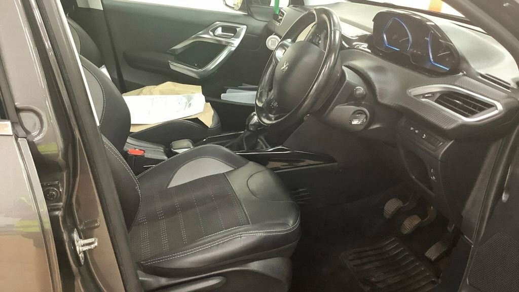 Peugeot 2008 1.6 Bluehdi Allure Euro 6 Ss ... White #9