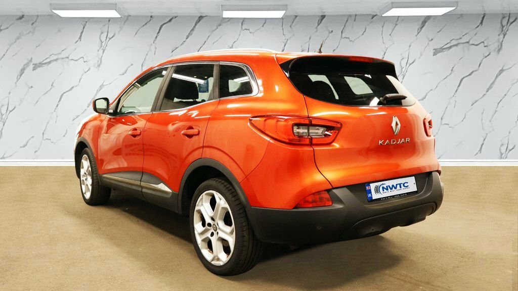 Renault Kadjar 1.2L Dynamique S Nav Red #2