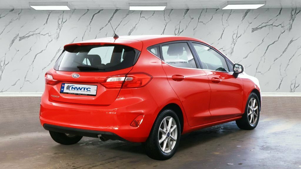 Ford Fiesta 1.1L Zetec Red #4