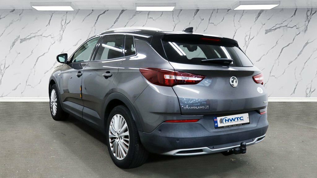 Vauxhall Grandland X 1.2L Tech Line Nav Grey #3