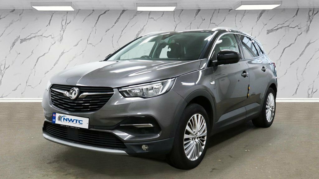 Vauxhall Grandland X 1.2L Tech Line Nav Grey #2