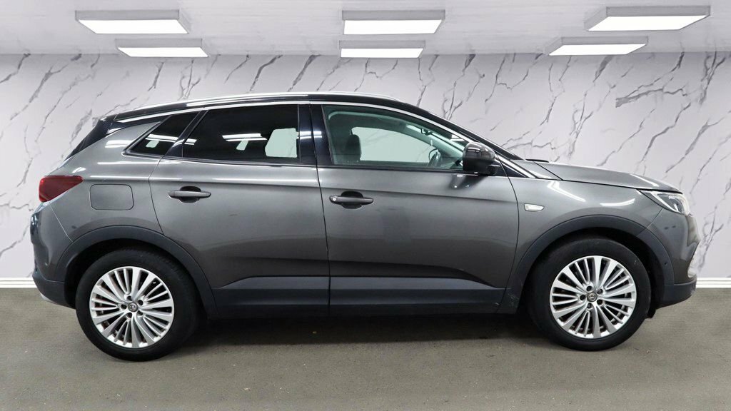 Vauxhall Grandland X 1.2L Tech Line Nav Grey #5