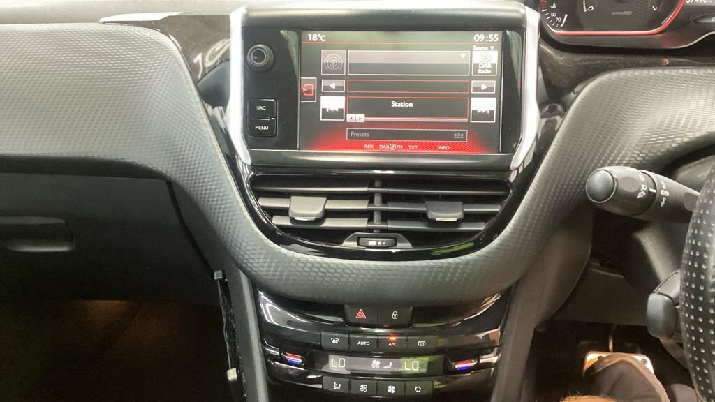 Peugeot 2008 1.2L Gt Line Grey #6