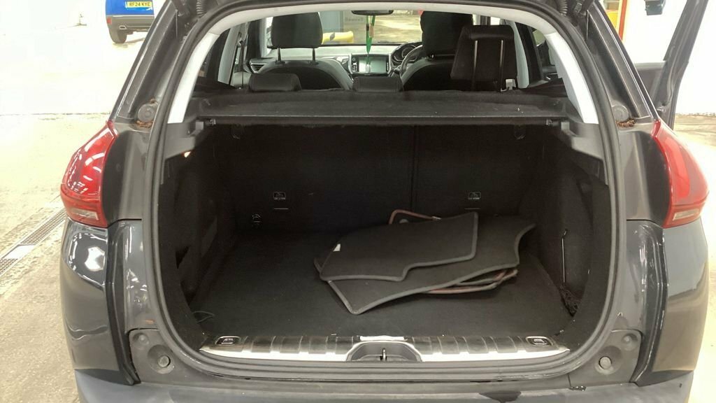 Peugeot 2008 1.2 Puretech Allure Suv  #10