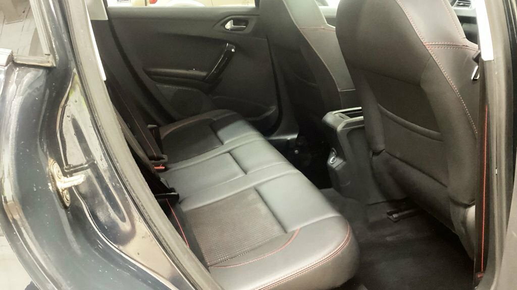 Peugeot 2008 1.2 Puretech Allure Suv  #9