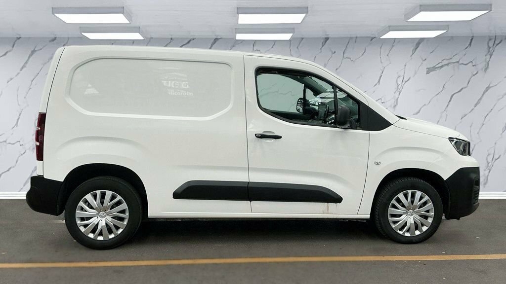 Peugeot Partner 1.5L Professional White #5