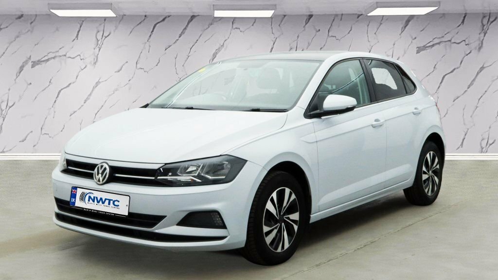 Volkswagen Polo 1.6L Se Silver #2