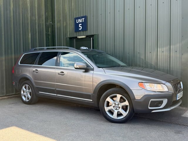 Volvo XC70 2.4 D5 Se Estate Geartronic Awd Euro 5 Grey