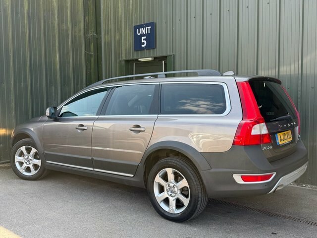 Volvo XC70 2.4 D5 Se Estate Geartronic Awd Euro 5 Grey #2