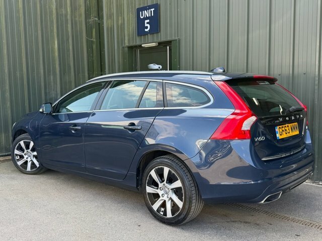 Volvo V60 2.4 D6 Estate Plug-in Hybrid Geartronic Blue #2