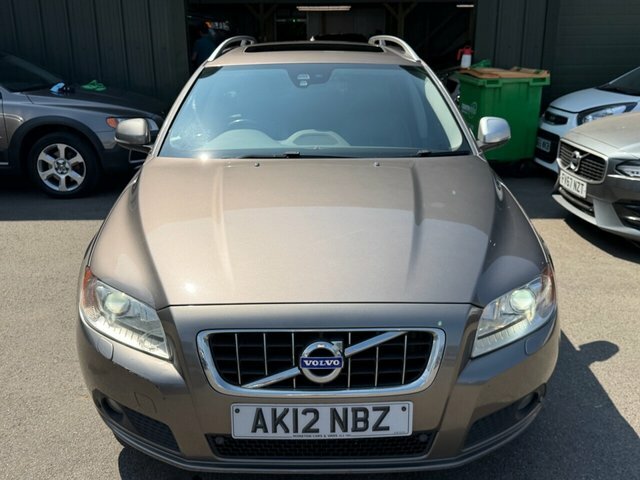 Volvo V70 2.4 D5 Se Lux Estate Geartronic Euro 5 Grey #4