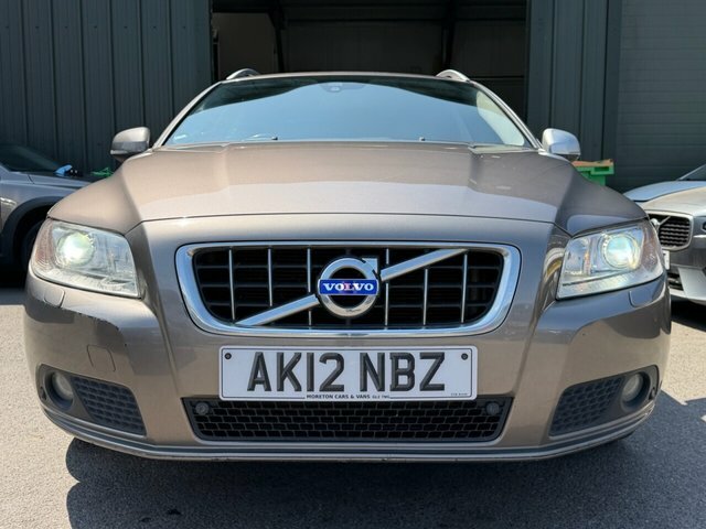Volvo V70 2.4 D5 Se Lux Estate Geartronic Euro 5 Grey #3