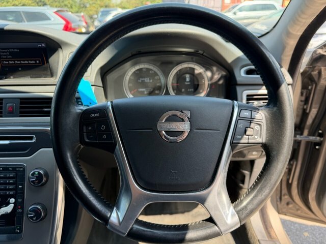 Volvo V70 3.0L T6 Se Lux Awd 300 Bhp Silver #7