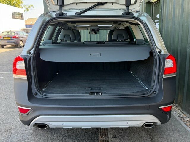Volvo XC70 2.4 D5 Se Lux Estate Geartronic Awd Eur Black #11